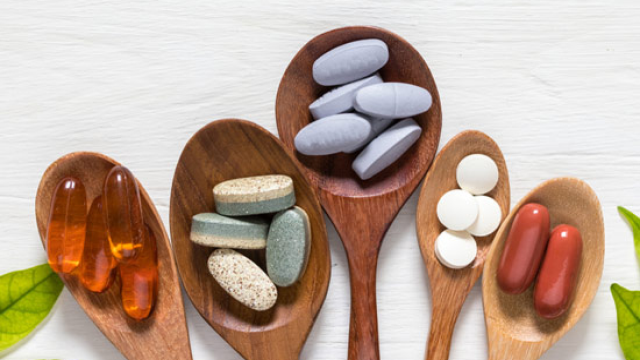 Daftar Suplemen dan Vitamin Terbaik untuk Menjaga Stamina Tubuh saat Jadwal Kerja Padat