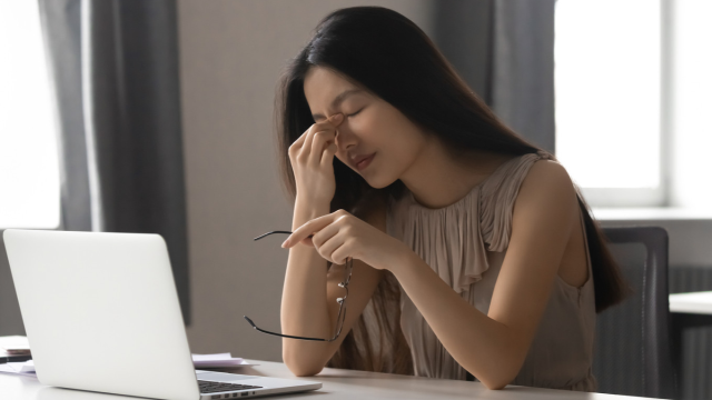 Mengenal Gejala Computer Vision Syndrome (CVS) dan Cara Mendeteksinya Sejak Dini