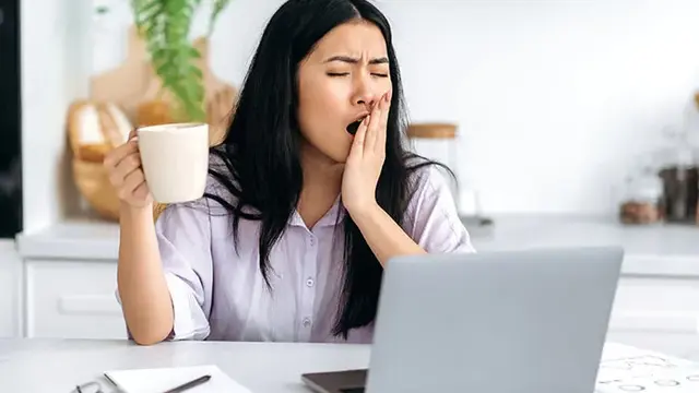 Bahaya Efek Kurang Tidur: Fokus Kerja Ambyar Karena Begadang